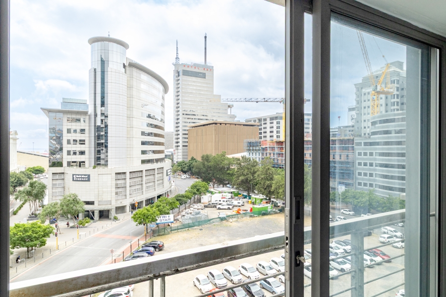 2 Bedroom Property for Sale in Cape Town City Centre Western Cape